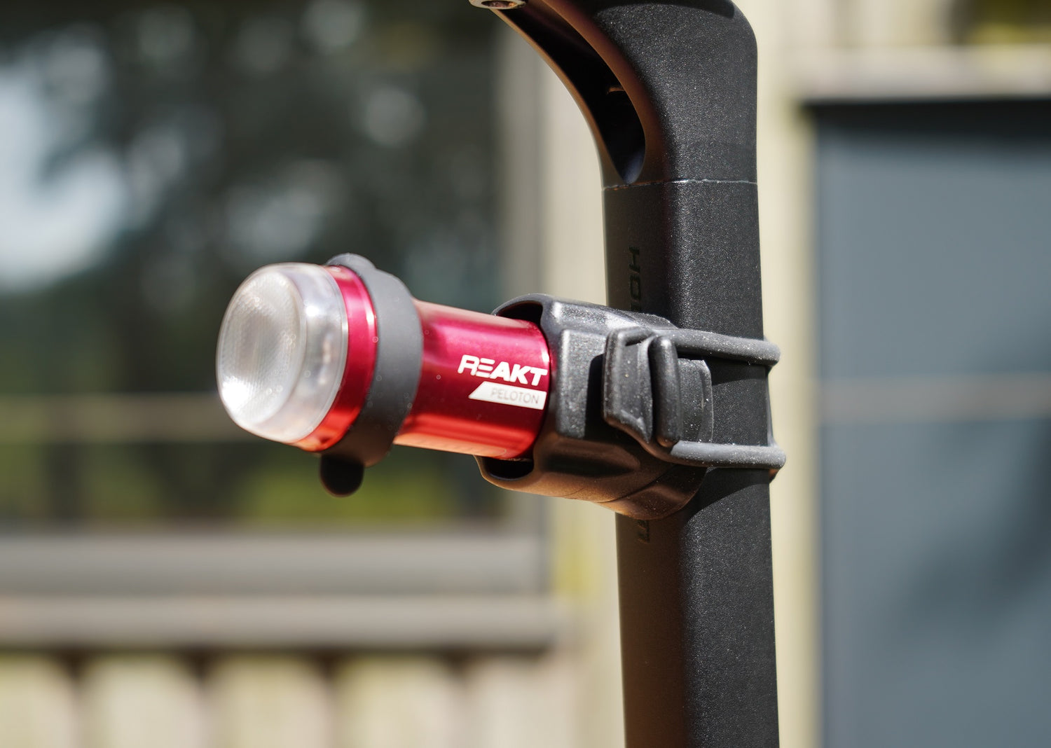 D-Shaped Seat Post Silicone insert With BOOST-R Bracket
