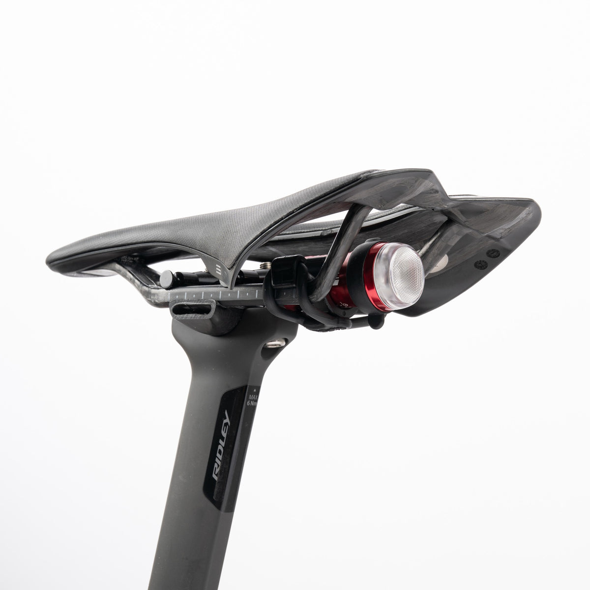 BOOST-R Saddle Rail Bracket